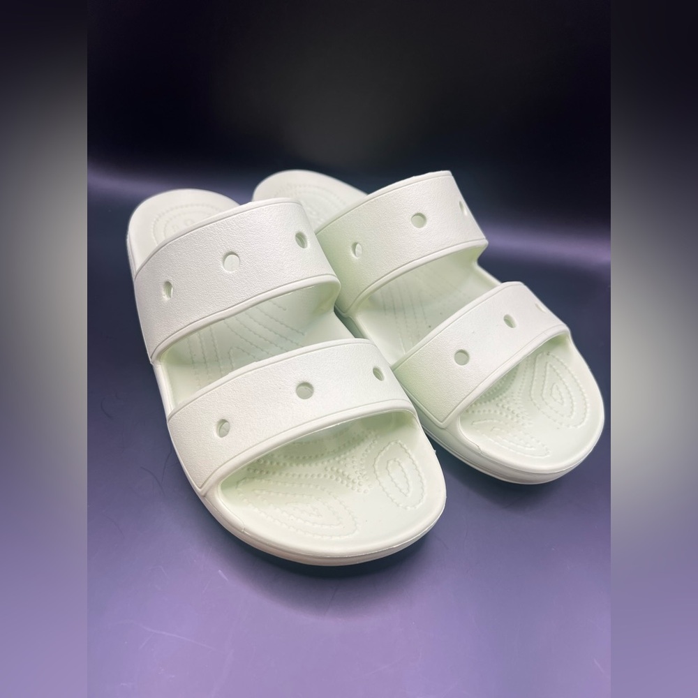 Crocs- Mens Light/Bright Green